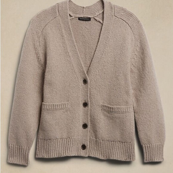 Banana Republic Slouchy Chunky Cardigan In New Heritage Olive. Size Small.